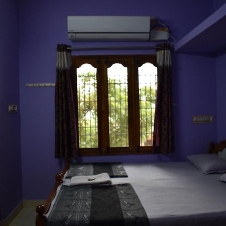 Rainbow Guest House Tiruvannāmalai المظهر الخارجي الصورة