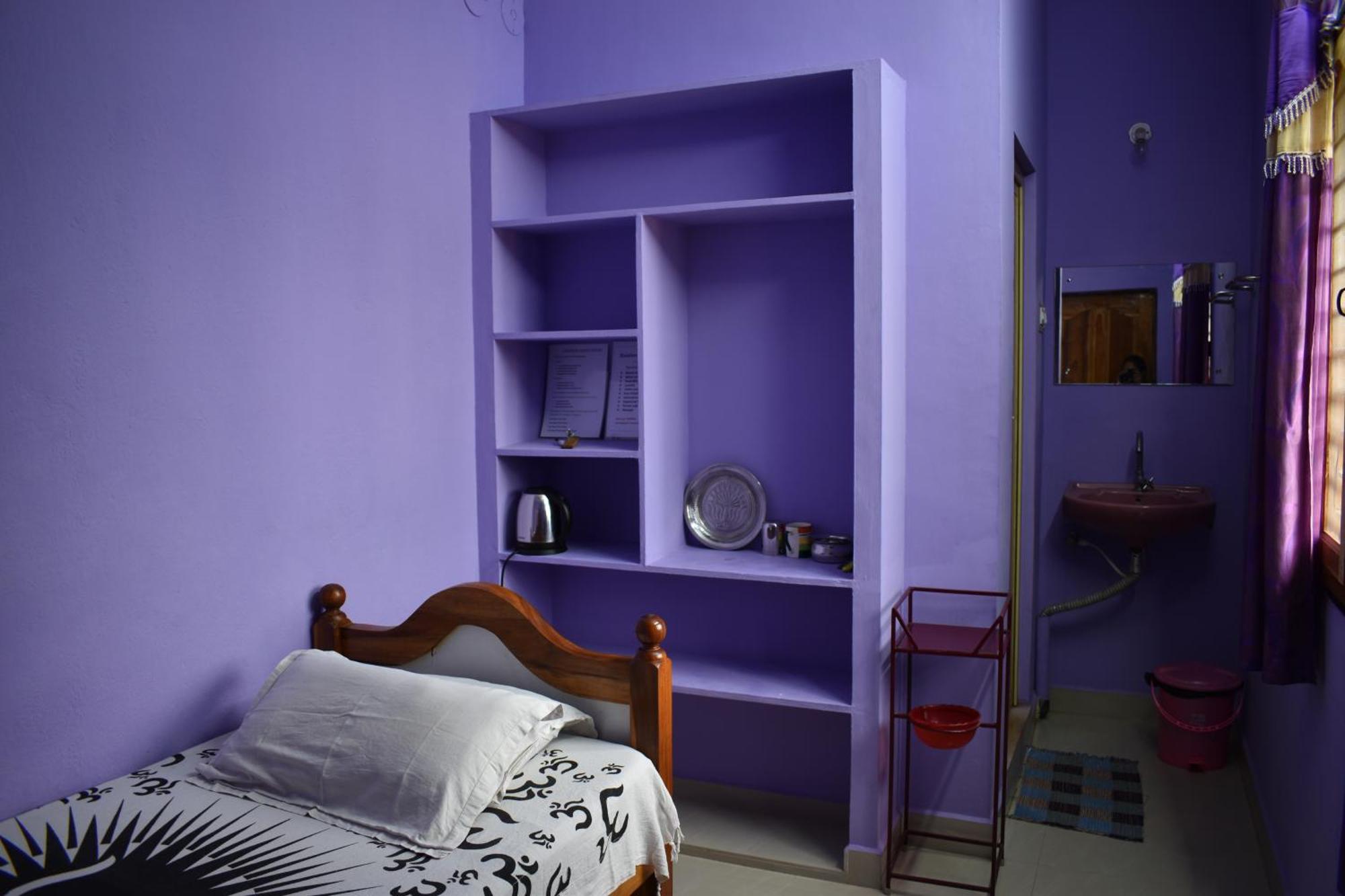 Rainbow Guest House Tiruvannāmalai المظهر الخارجي الصورة