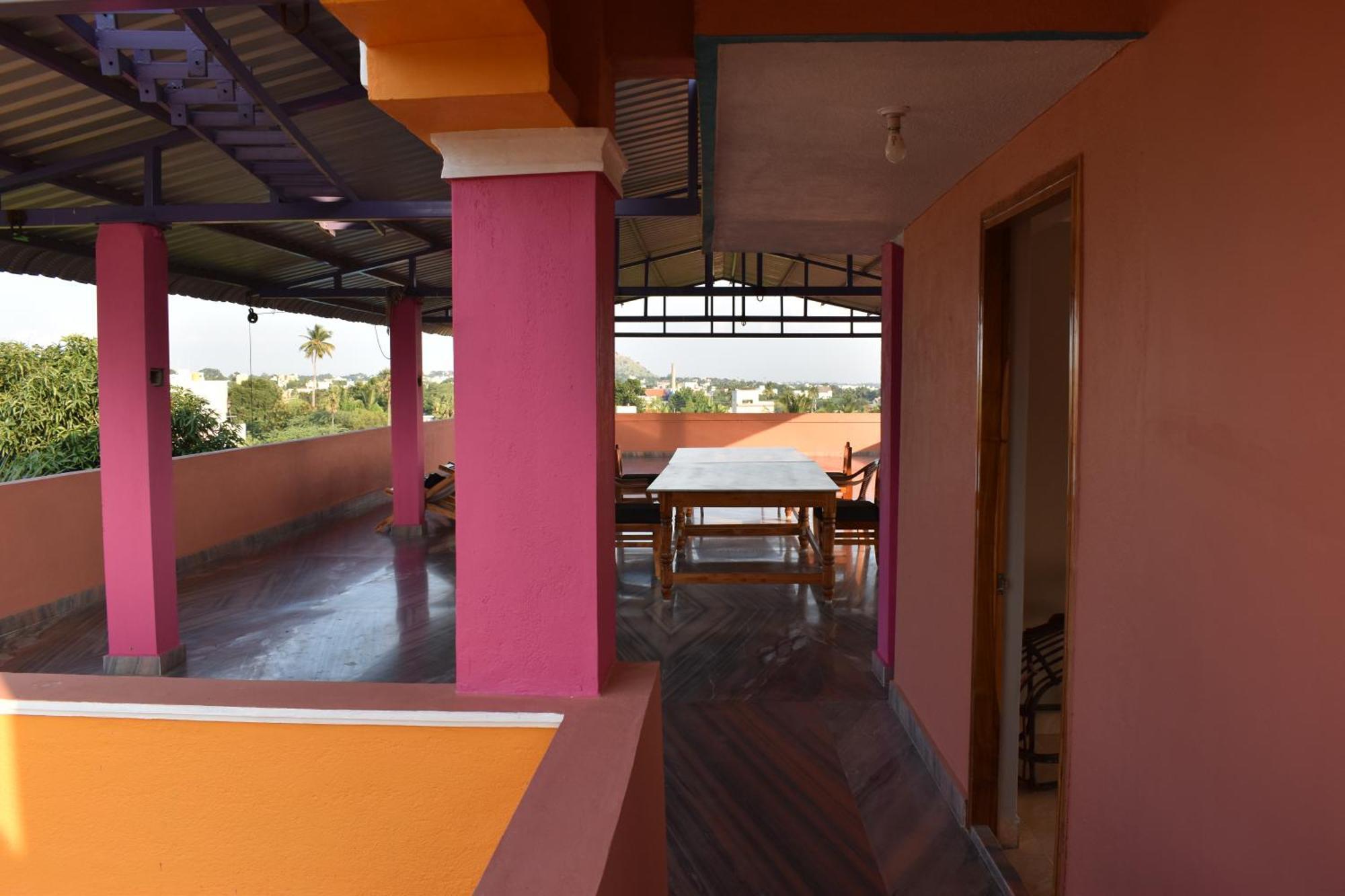 Rainbow Guest House Tiruvannāmalai المظهر الخارجي الصورة