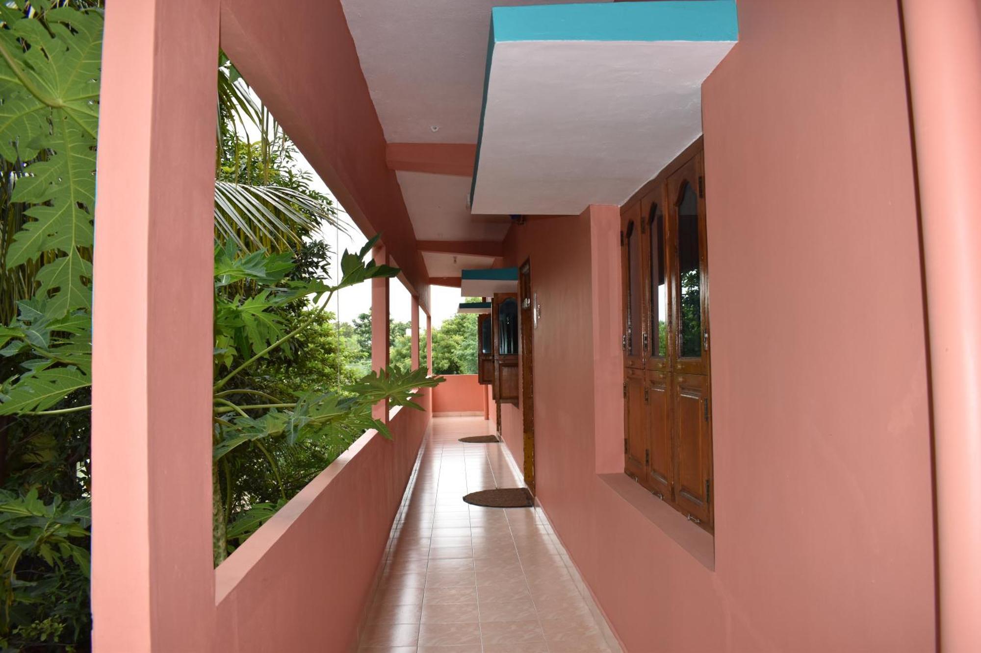 Rainbow Guest House Tiruvannāmalai المظهر الخارجي الصورة