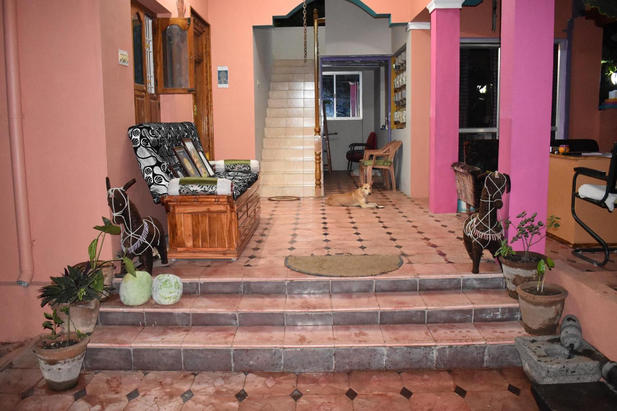 Rainbow Guest House Tiruvannāmalai المظهر الخارجي الصورة