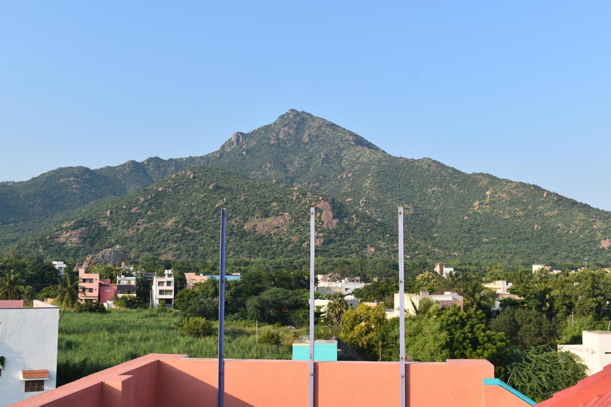 Rainbow Guest House Tiruvannāmalai المظهر الخارجي الصورة