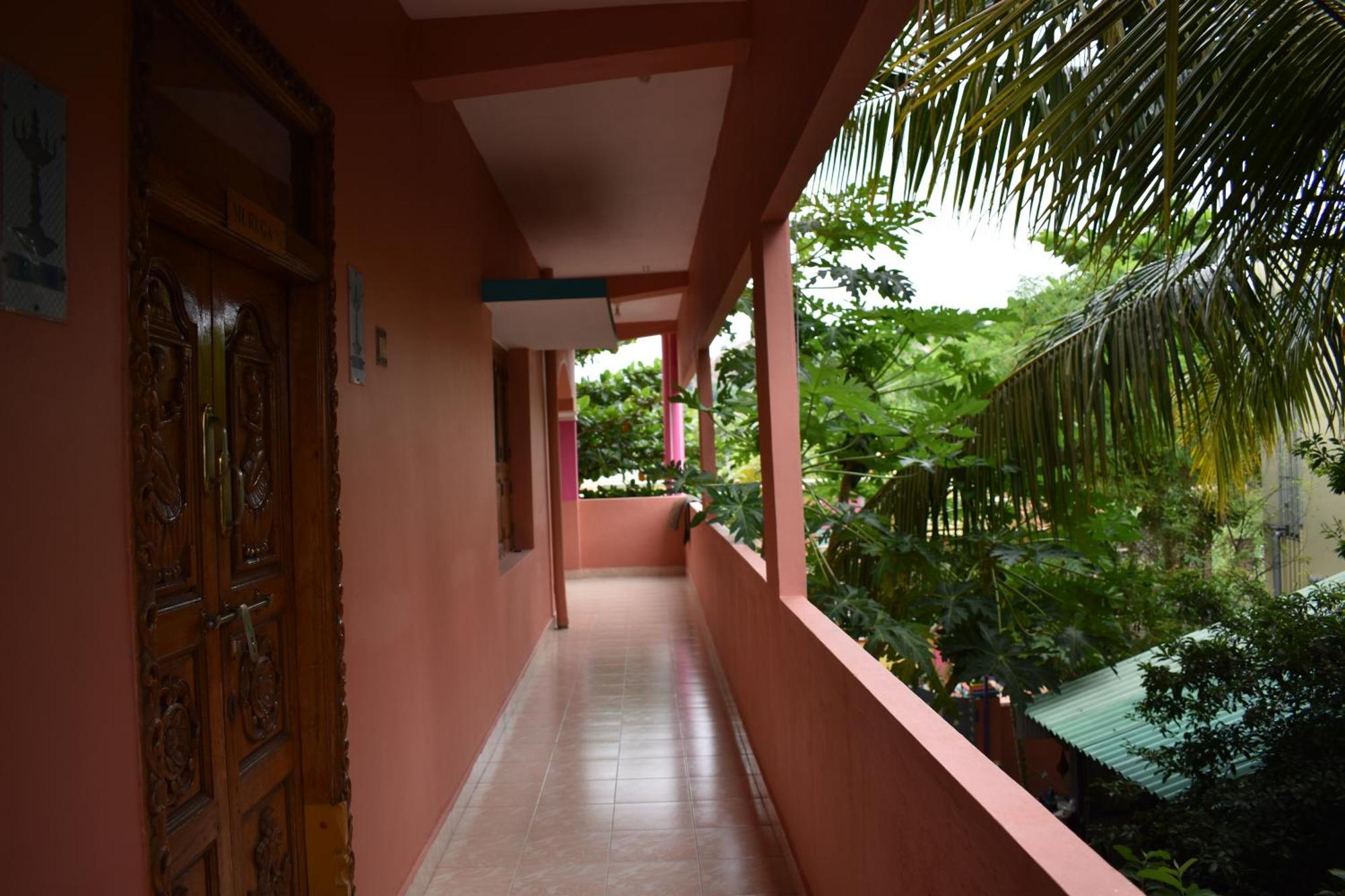 Rainbow Guest House Tiruvannāmalai المظهر الخارجي الصورة
